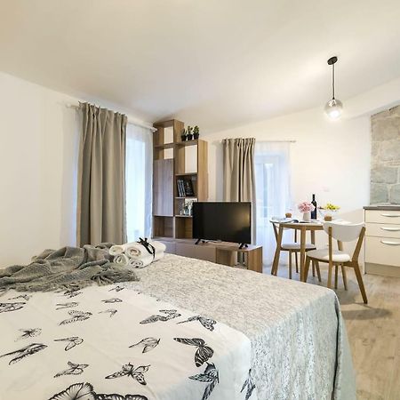 Studio Apartments Petar In Old Part Of Town Split Exterior foto