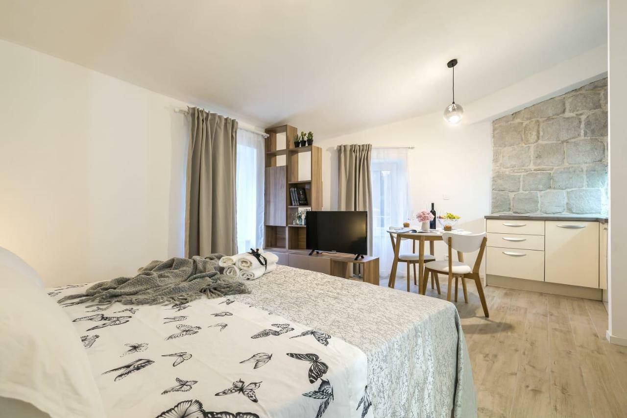 Studio Apartments Petar In Old Part Of Town Split Exterior foto